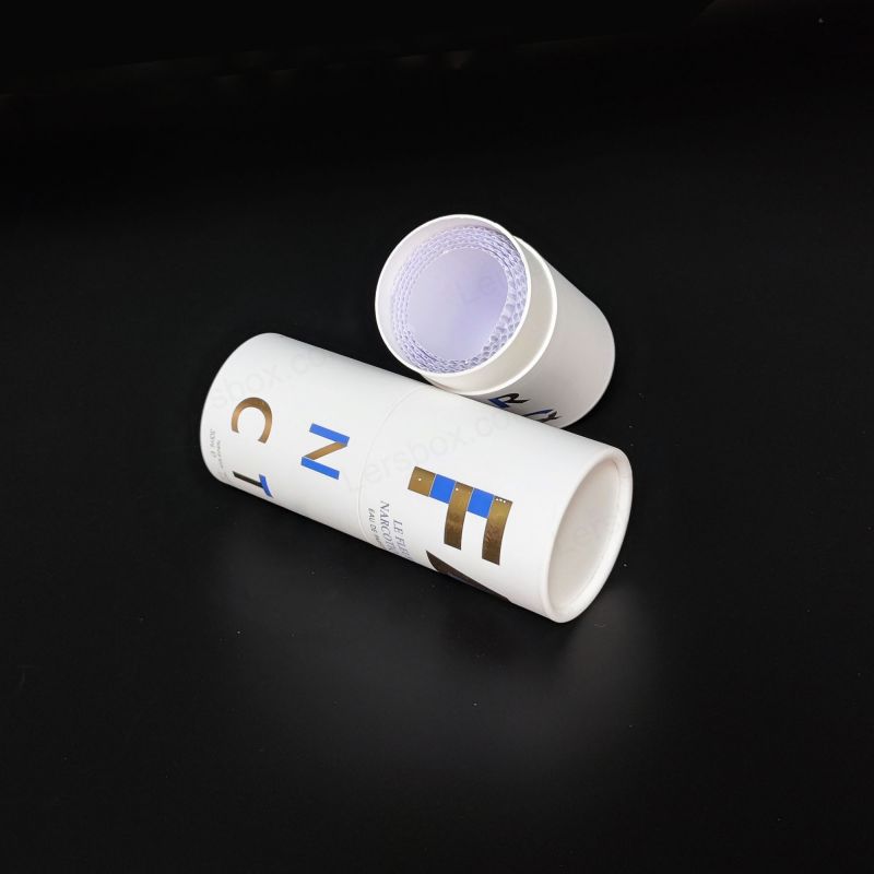 Zložené krabičky na papierové trubice pre efektívne ukladanie a elegantné možnosti balenia produktov HT003